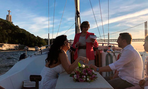 passeio barco pedido de casamento lisboa